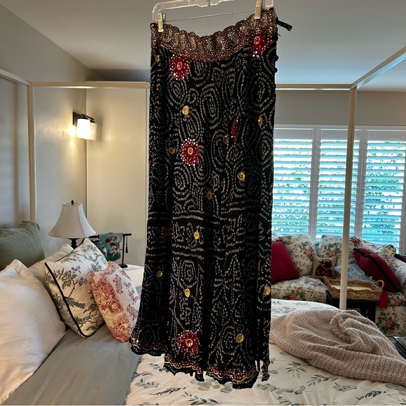 Ankle length silk skirt - Picture 2 of 4